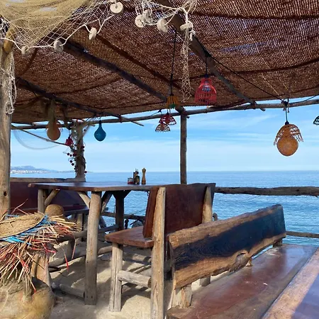 Maisonnette Tres Appreciee Entre Et Nature Climatisee Avec Cuisine Terrasse Parking Apartment
